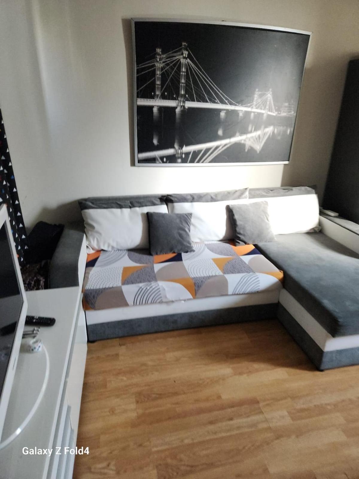 Whole Apartment In City Centre Londra Exterior foto